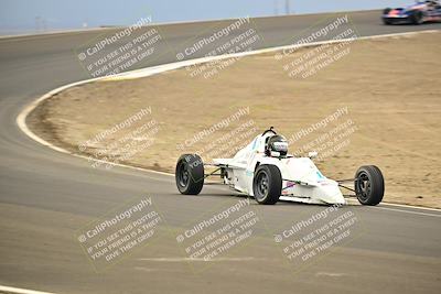 media/Jan-26-2025-CalClub SCCA (Sun) [[cfcea7df88]]/Group 7/Race/